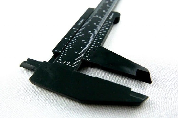 Suwmiarka plastikowa