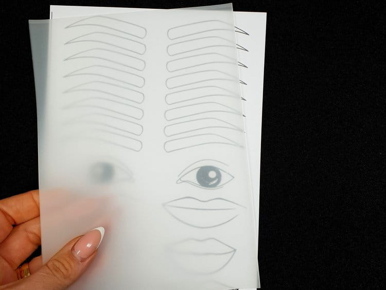 Sztuczna skórka transparentna A5/ zestaw 5 skórek + laminowana grafika